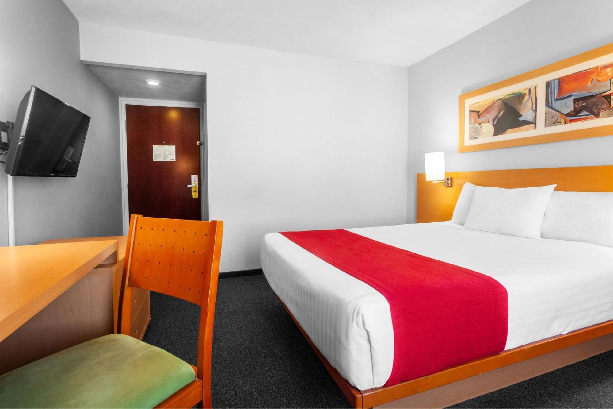 City Express By Marriott Celaya Parque Esterno foto