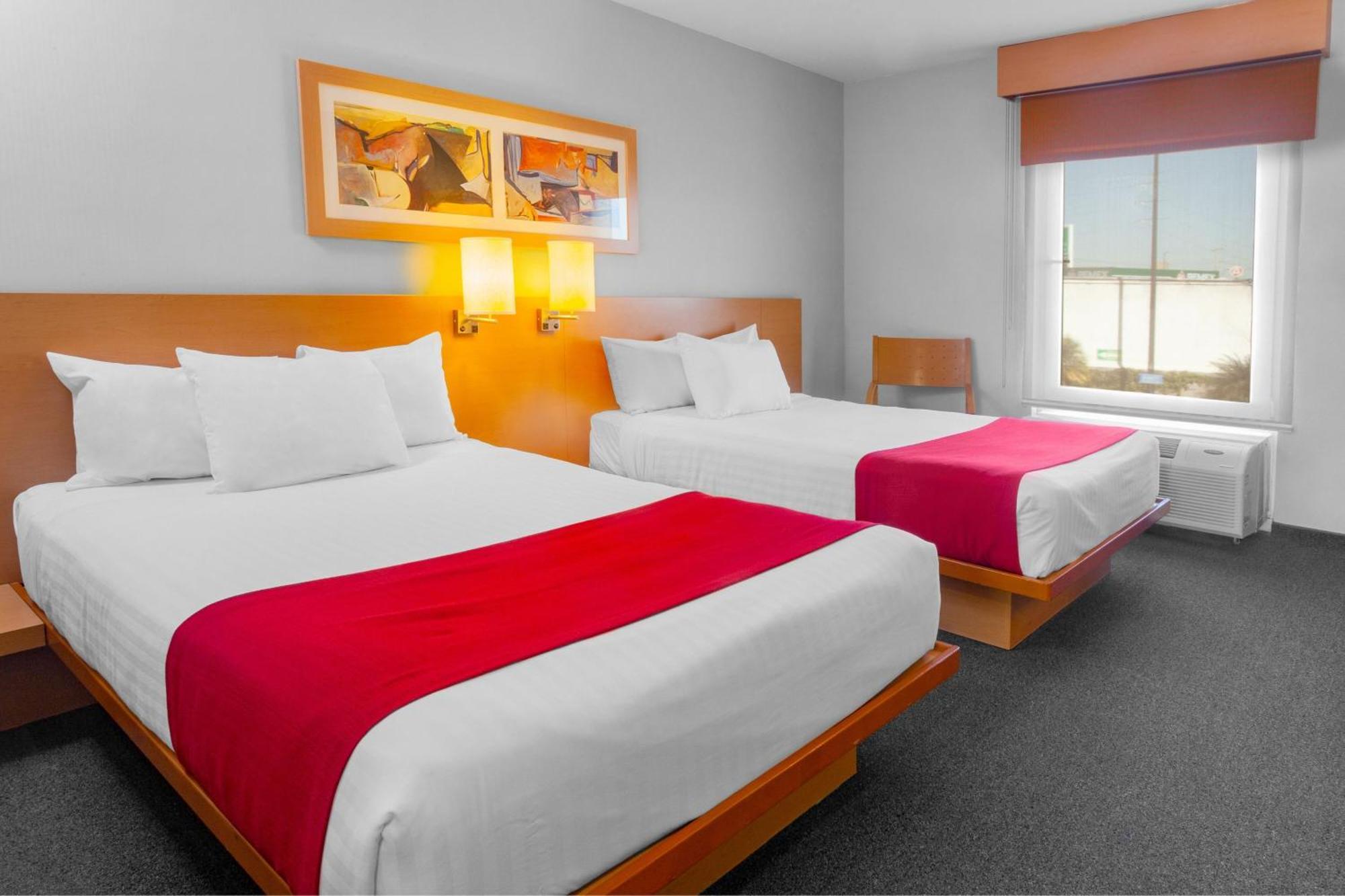 City Express By Marriott Celaya Parque Esterno foto