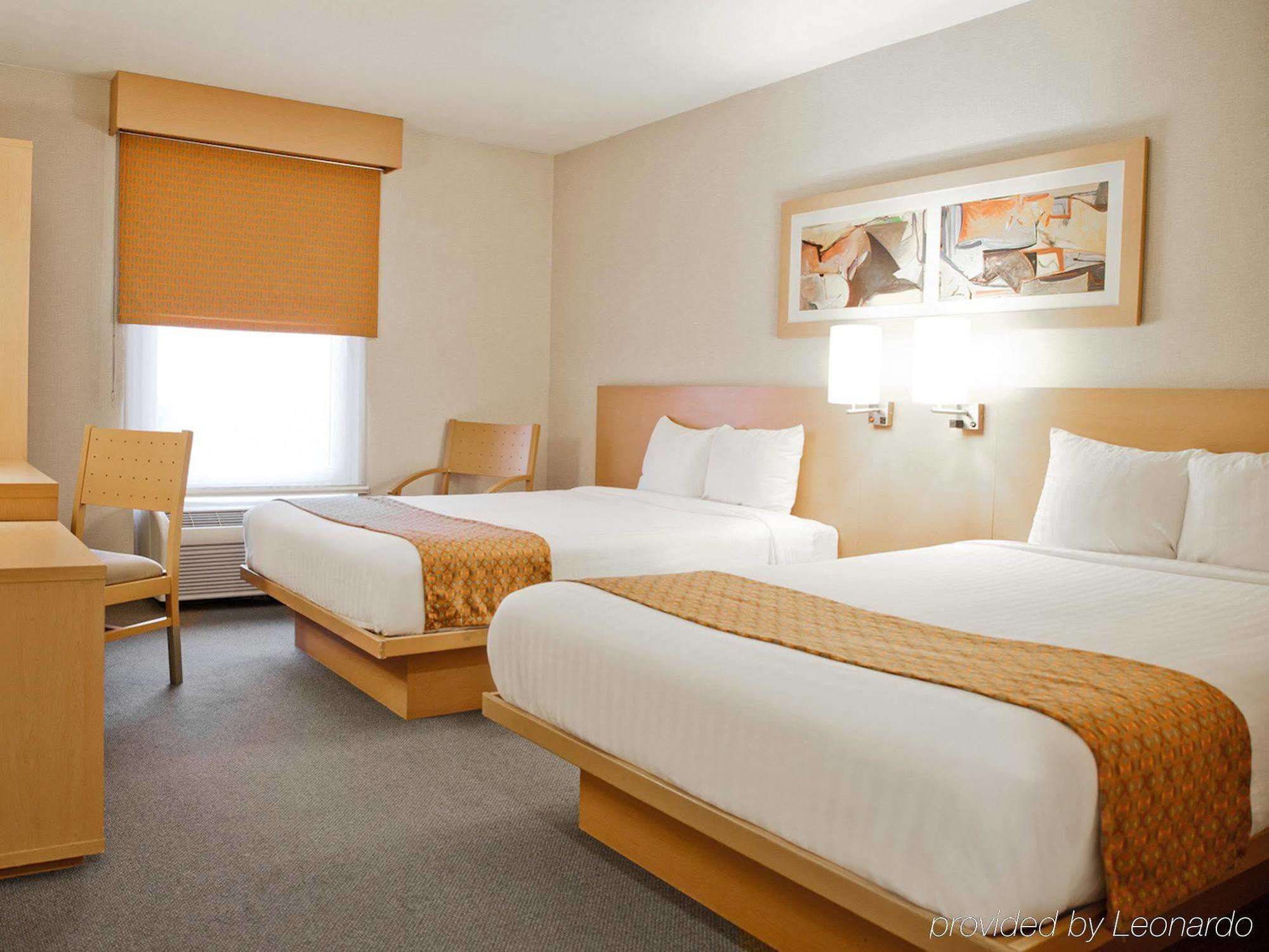 City Express By Marriott Celaya Parque Esterno foto